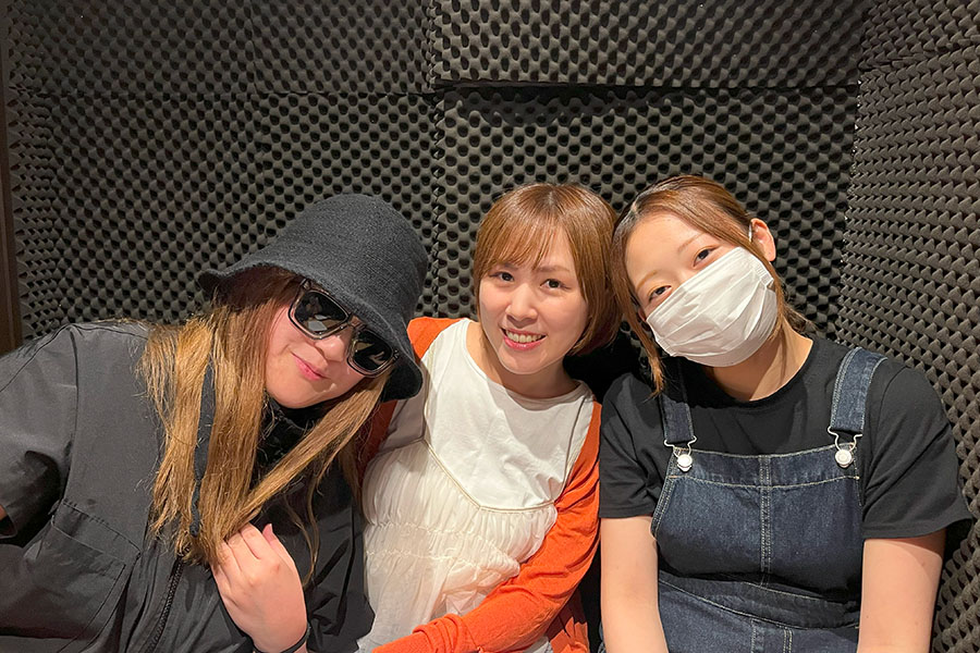 みっつのくるくるビートのFMラジオパーソナリティー