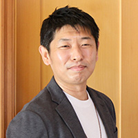 黒岩高弘